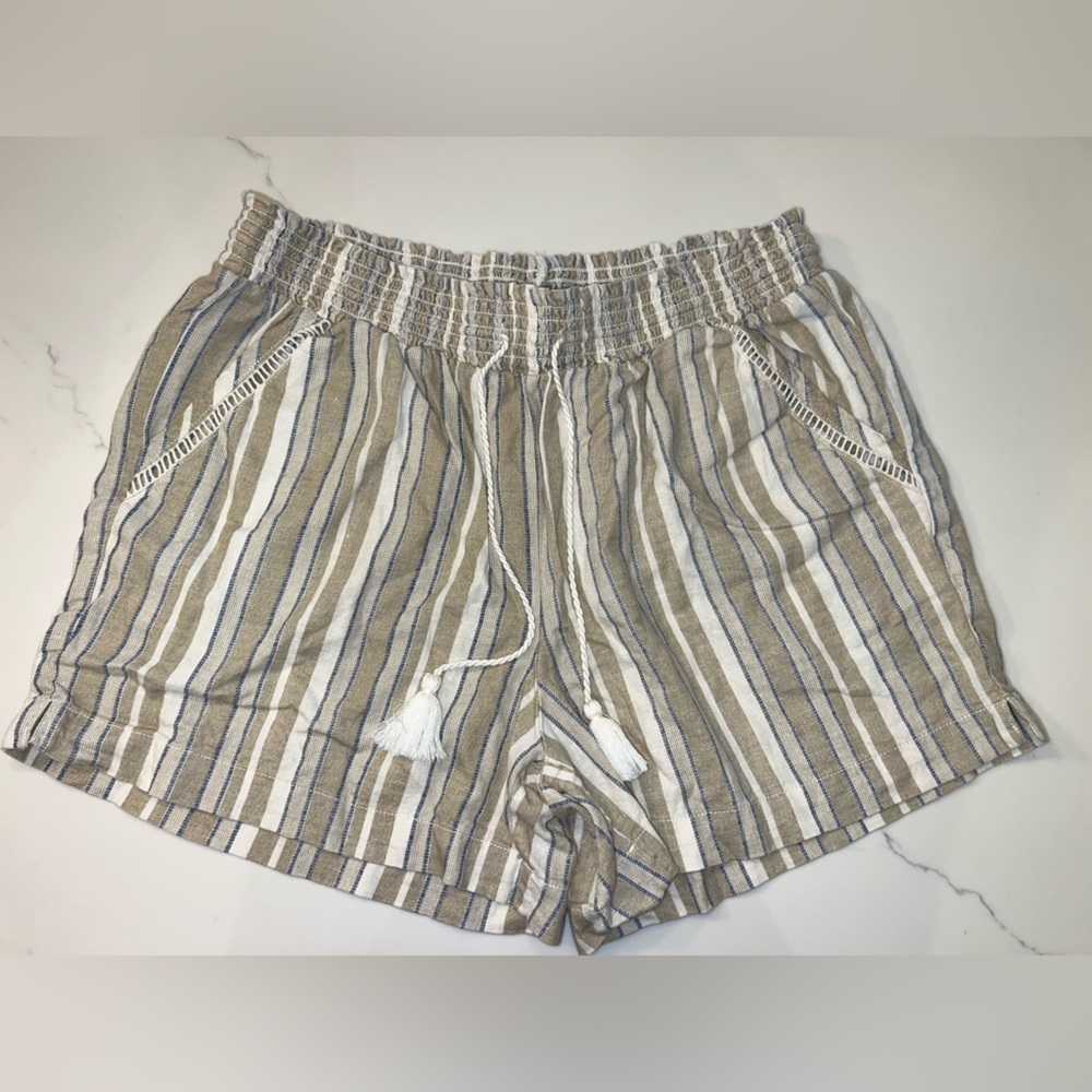 Briggs Linen/Rayon Size XL Women’s Shorts Tan/Blue/Cream Striped 4 Pocket